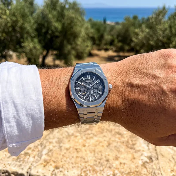 Customer photo of a Chrome Watches build
