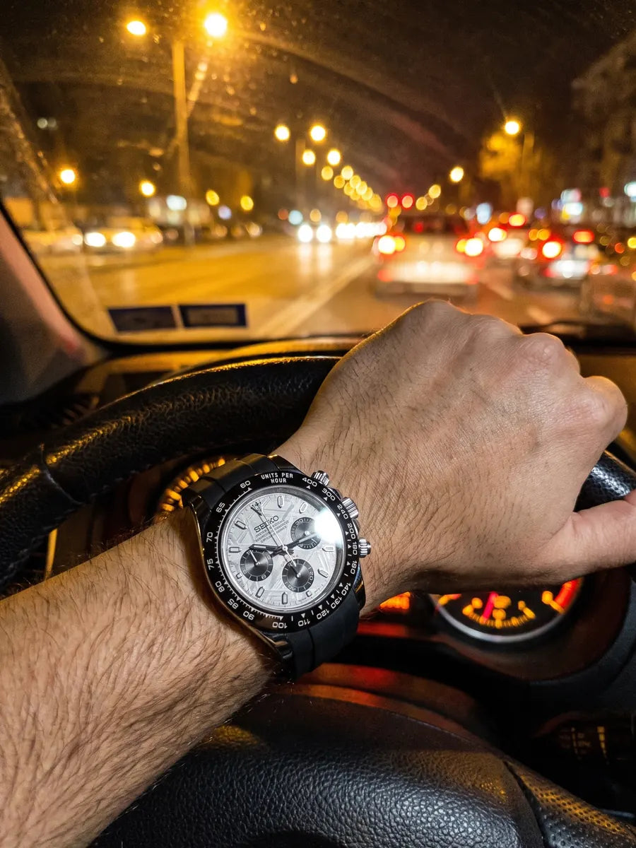 Universal Bracelet on the wrist