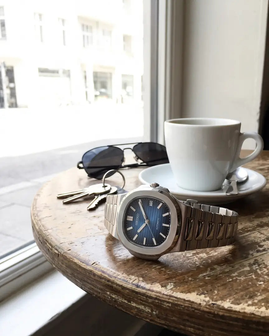 سيكو مود نوتيلوس – مينا تيفاني بقلب مفتوح on the wrist