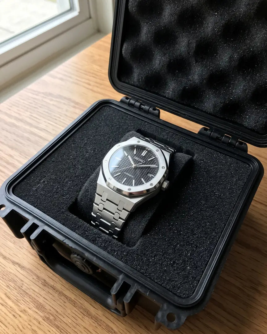 Seiko Mod Royal Oak – Blue Tapisserie Dial on the wrist