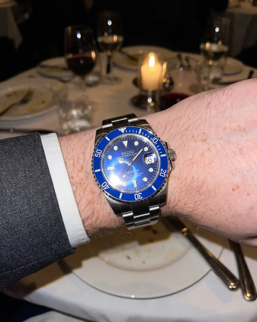 Seiko Mod Submariner Diver – Turquoise Sunburst on the wrist