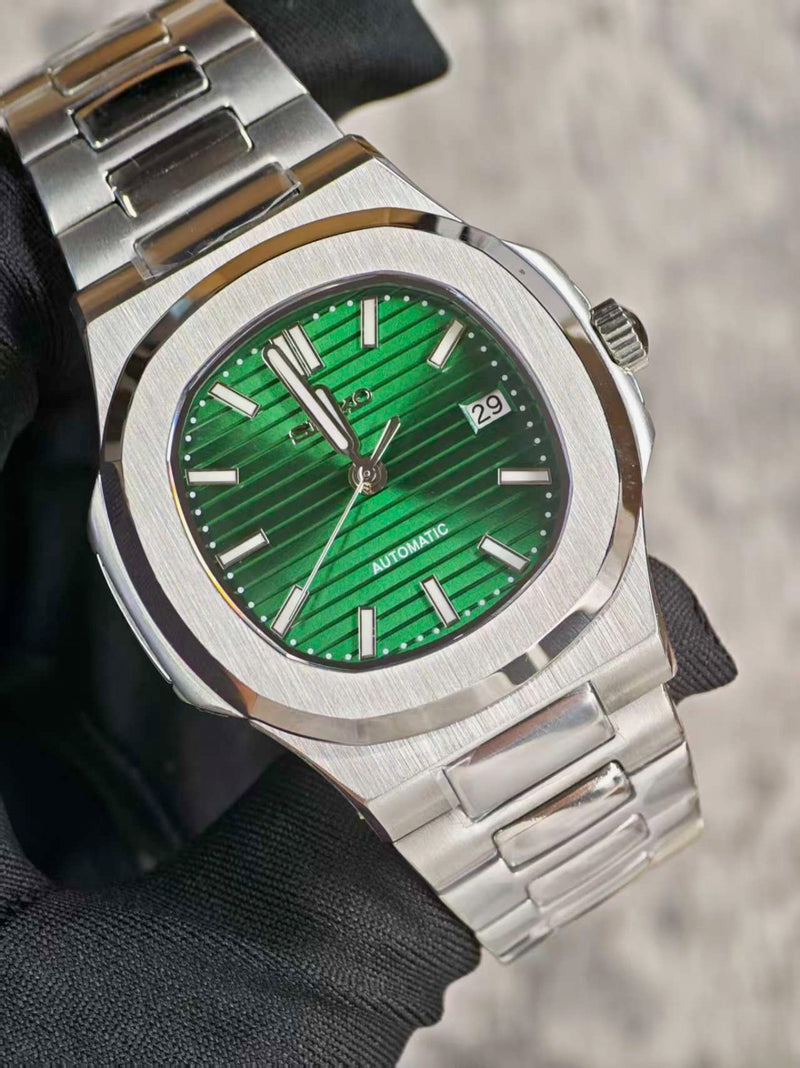 Seiko Mod Nautilus - Emerald Green