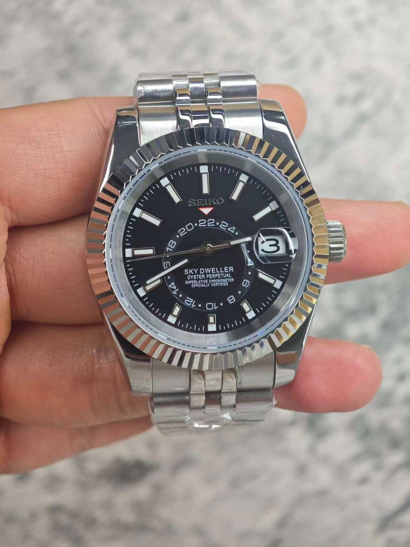Seiko Mod Sky-Dweller – Classic Black