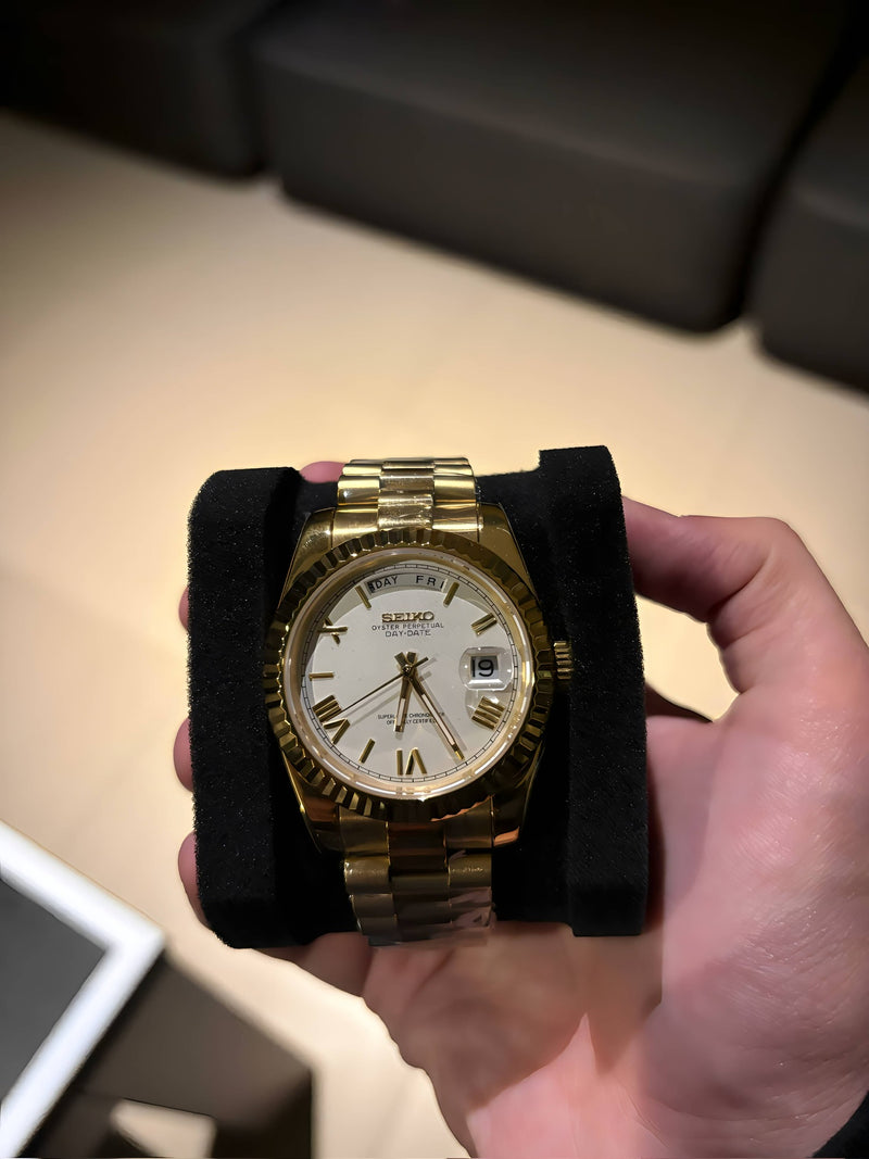 Seiko Mod Day-Date – Full Gold White Roman Dial reference view 2