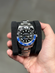 Seiko Mod GMT Batman Oyster bracelet supplier close-up