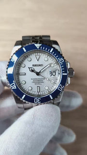 Seiko Mod Submariner Diver - Bright Classic Blue product video
