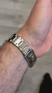 Seiko Mod Daytona - Emerald Green product video