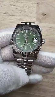 Seiko Mod Datejust - Dark Green Sunburst Dial product video
