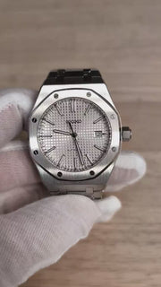 Seiko Mod Royal Oak – White/Silver Tapisserie Dial product video