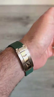 Seiko Mod Daytona - Alpine Green Racer product video