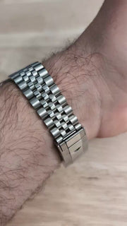 Seiko Mod GMT – Batman product video
