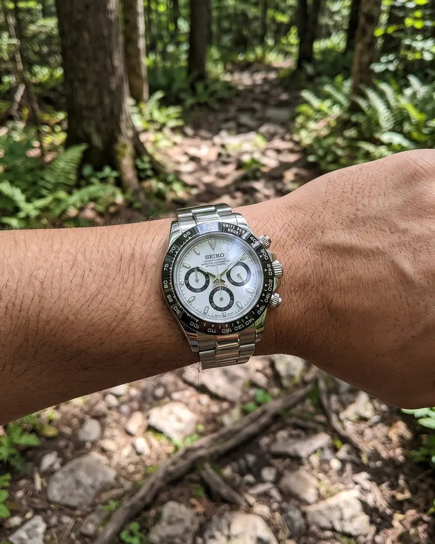 Seiko Mod Daytona – Arctic Racer on the wrist