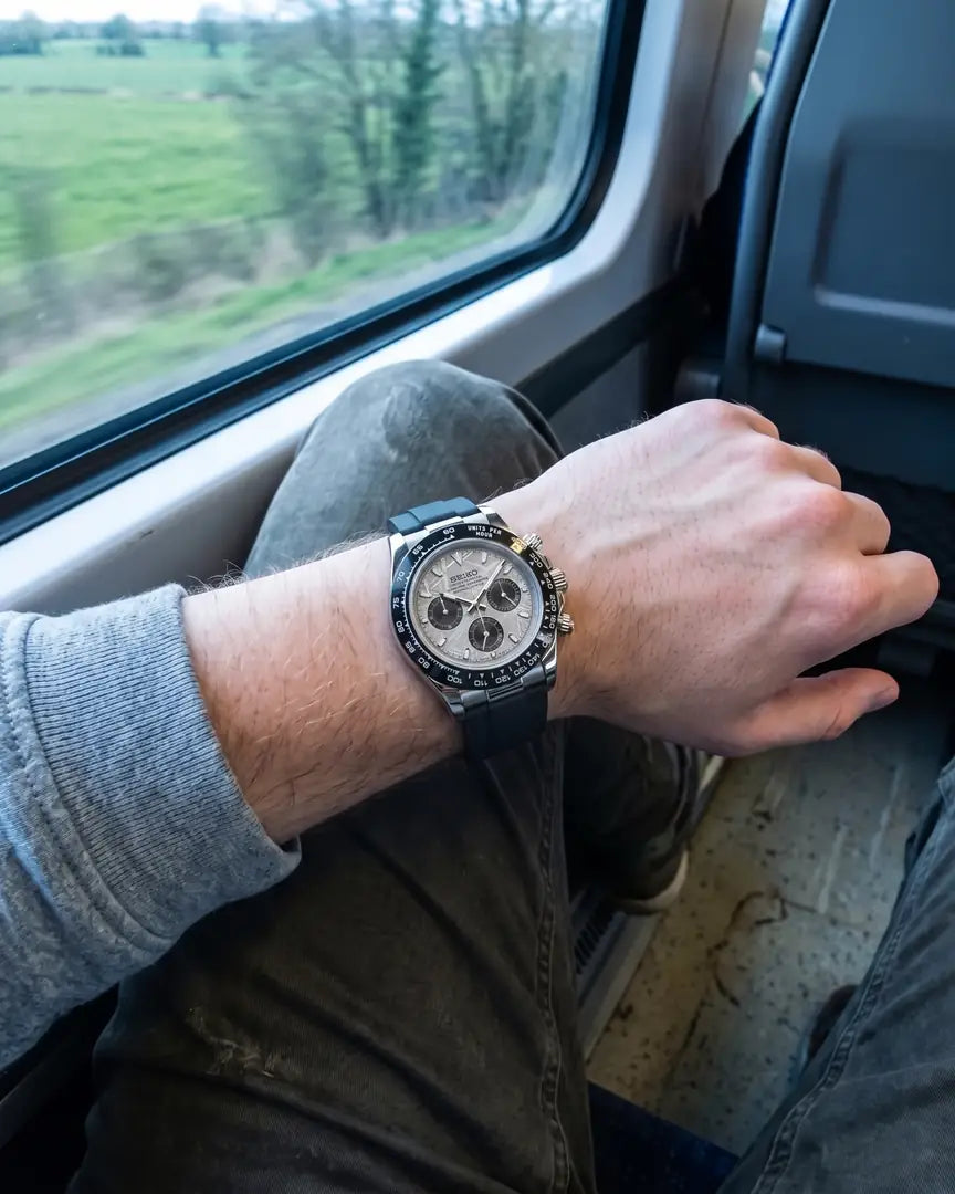 Royal Mod Bracelet on the wrist
