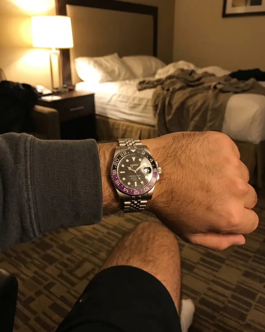 Oyster Mod Bracelet on the wrist
